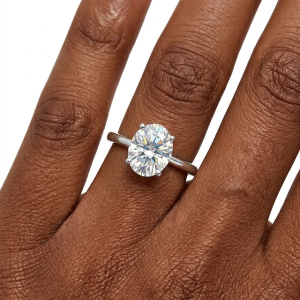 Stunning Oval Center Silver Moissanite Ring