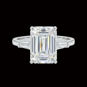 Exquisite Emerald-Cut Silver Moissanite Ring